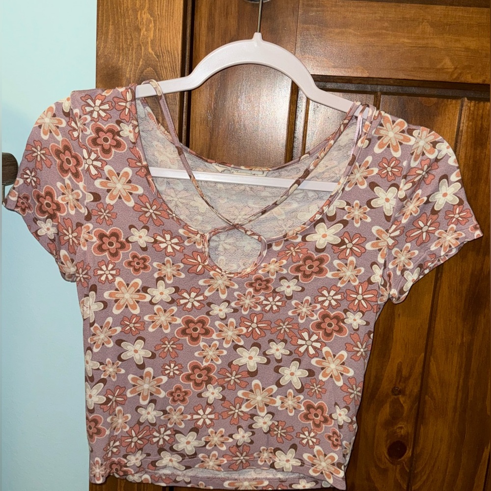 Juniors Hippie Rose crop top